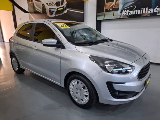 FORD KA 1.5 TI-VCT FLEX SE PLUS SEDAN MANUAL FORD KA 1.5 TI-VCT FLEX SE PLUS SEDAN MANUAL